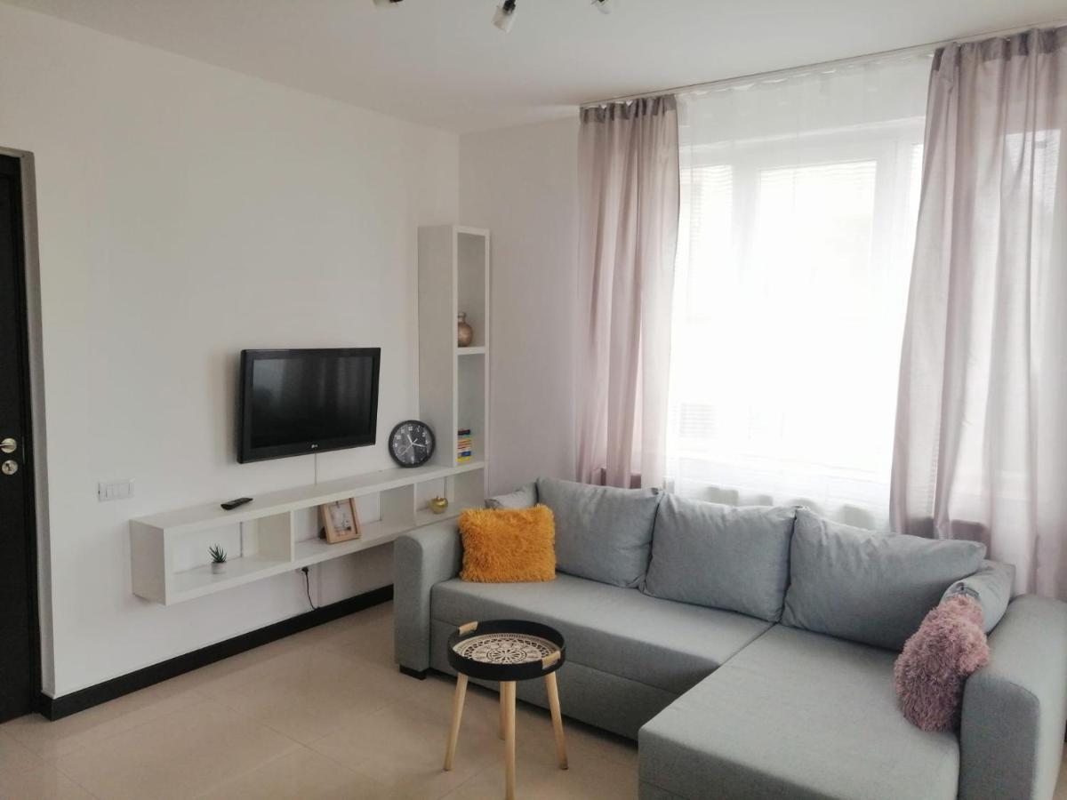 Lucas Apartment Navodari Bagian luar foto